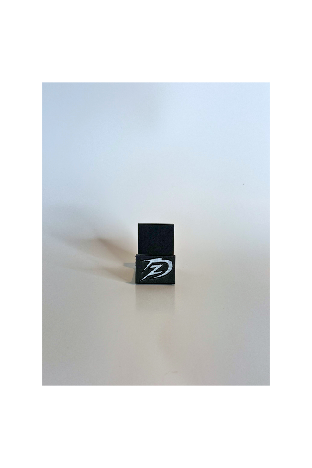 ZXD Chrome Carbon Single Fig W/ Accessories